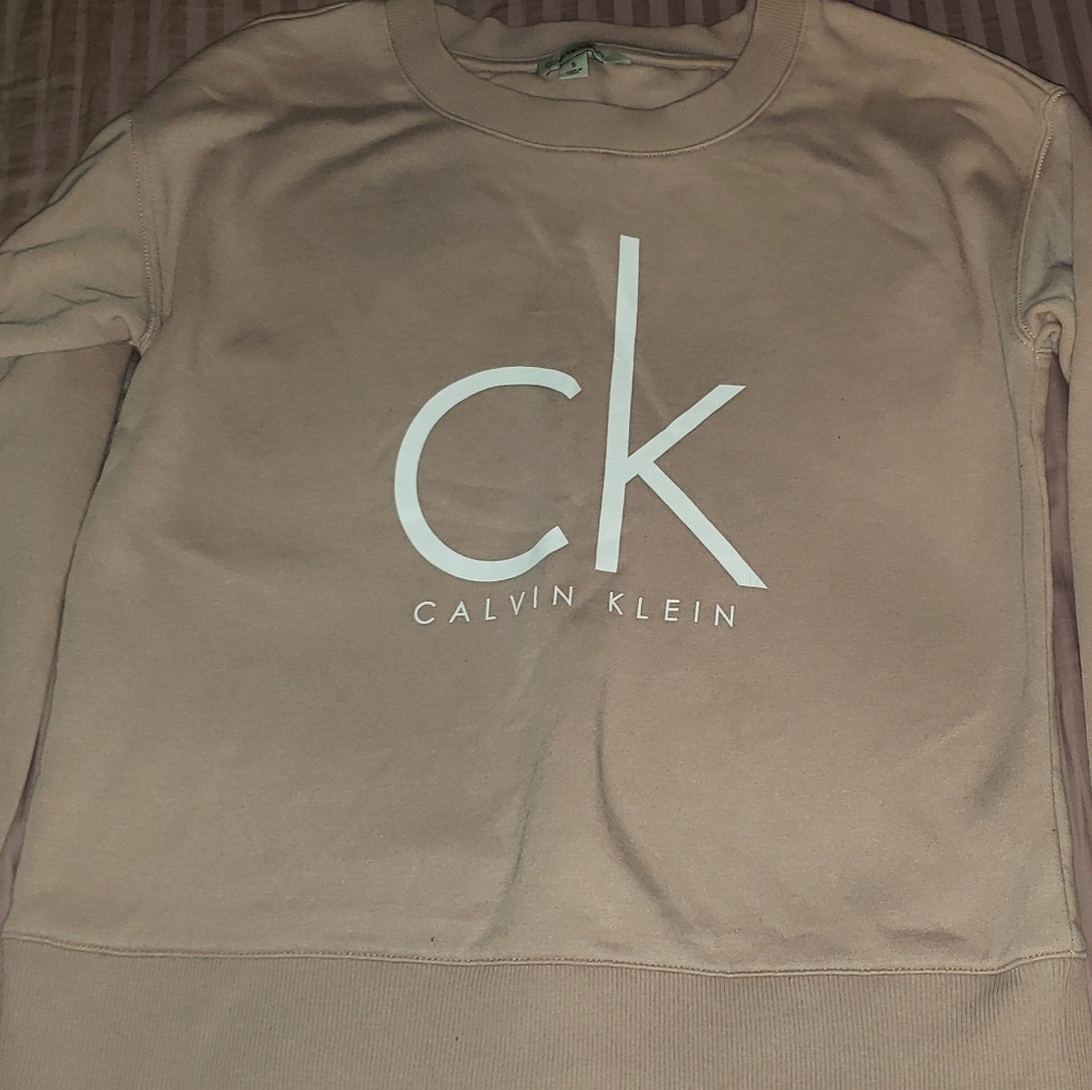 Calvin Klein sweatshirt